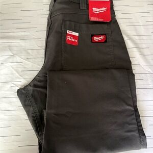 Milwaukee Men's Gray Work Chinos - Durable Fit & Pockets